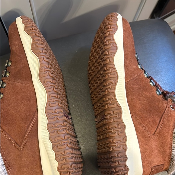 LL Bean Women's Day Venture Brown Suede Insulated Cozy Lace-Up Boots Sz 9M - Picture 8 of 10